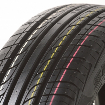 Sunfull SF-688 215/60 R15 94H