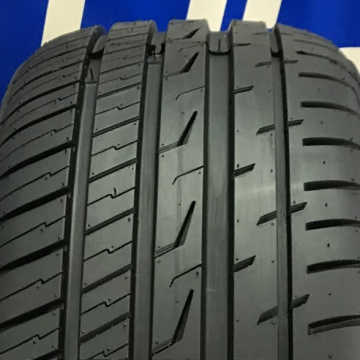 Davanti DX740 235/60 R18 107V