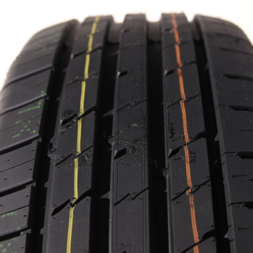 Tristar SPORTPOWER SUV 215/60 R17 100V