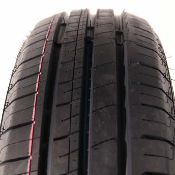 Royal Black Royalmile 215/65 R16 98H