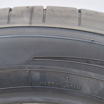 TOYO Proxes Comfort 235/45 R18 98W