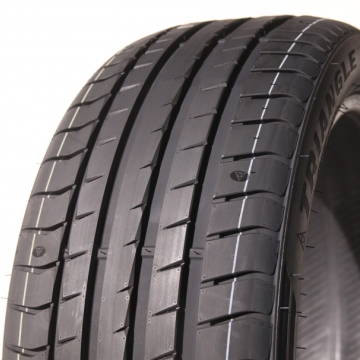 Triangle EffexSport TH202 235/40 R19 96Y