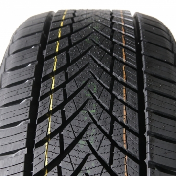 Tracmax X-privilo S130 135/70 R15 70T