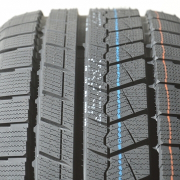 Grenlander Winter GL868 275/40 R20 106H