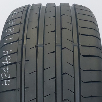 ROYALBLACK ROYAL EXPLORER II 215/45 R17 91W