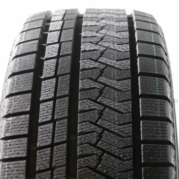 Triangle Snow Link PL02 255/40 R19 100V