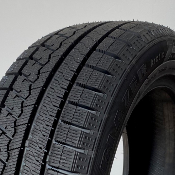 Sailun Ice Blazer Arctic Minkšto mišinio 225/45 R17 91H