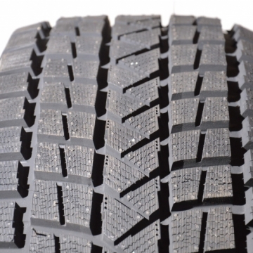 Nereus NS806 (Minkšto mišinio) 215/55 R18 95T