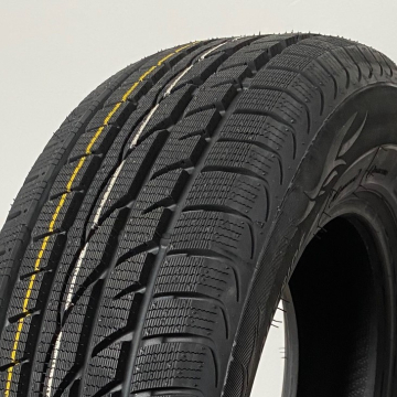 ROYALBLACK Royal Winter 195/55 R15 85H