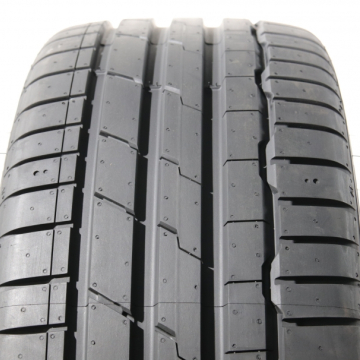 Hankook K127E + 235/60 R18 103T
