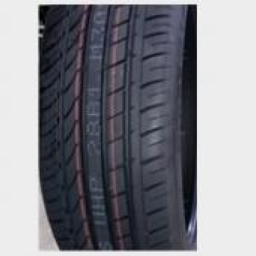 Charmhoo ECOPLUS UHP 245/40 R18 97W