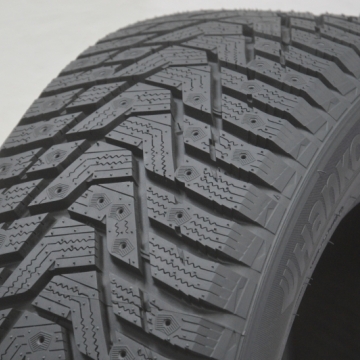 Hankook IPIKE RS2* W429 D/D (Rim Fringe Protection) 245/45 R19 102T