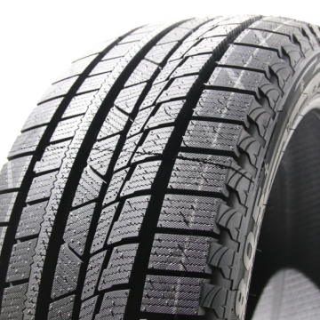 FIREMAX FM805+ (Minkšto mišinio) 235/45 R18 98V