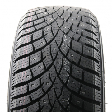Triangle TI501 studded Demo 245/45 R18 100T