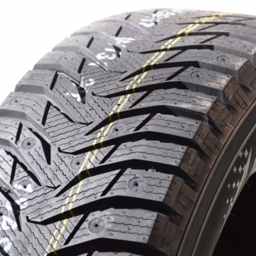 Marshal / Kumho Winter Craft Ice WI31 195/65 R15 91T