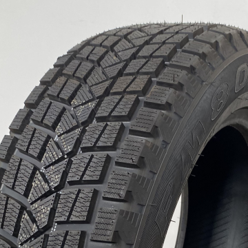 FIREMAX FM806 (Rim Fringe Protection) 235/55 R18 T100