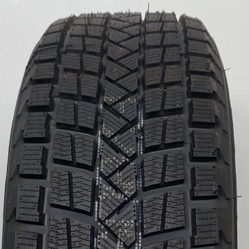FIREMAX FM806 (Rim Fringe Protection) 235/55 R18 T100