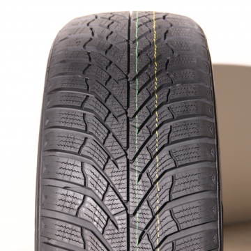 Kumho WP52 DEMO 205/55 R16 91T