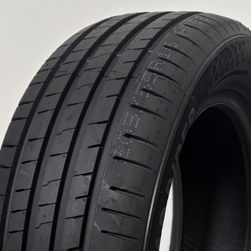 ROAD RIDER STRADA (Made in Cambodia) 215/60 R16 99V