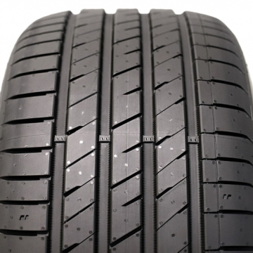 Laufenn LK12A 225/60 R18 104V