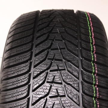 Hankook W330C SUV RFT 275/45 R20 110V