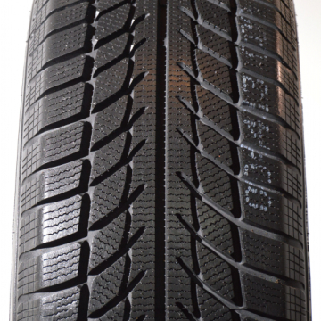 GOODRIDE Snowmaster SW608 215/40 R17 87V