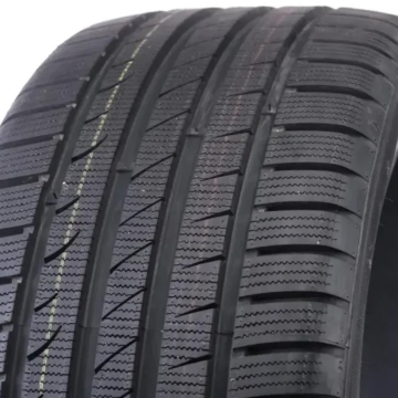 FORTUNA GOWIN UHP 215/50 R17 V95