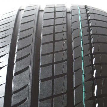 Michelin Latitude Sport 3 DOT2014 235/50 R19 99V