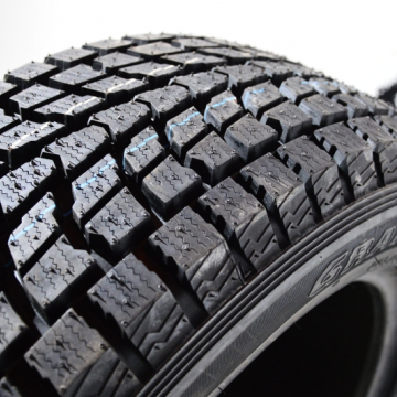DUNLOP Grandtrek SJ6 DOT2011 235/55 R18 99Q