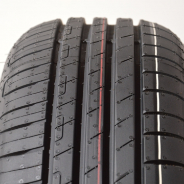Goodyear Efficientgrip Performance DOT2022-2024 215/55 R17 94W