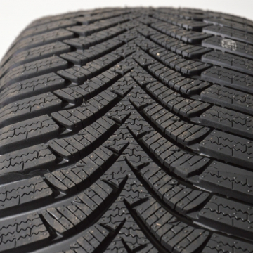 Hankook W452 DOT2020 175/65 R14 82T
