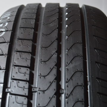 Pirelli Scorpion Verde DOT2018 215/60 R17 96H