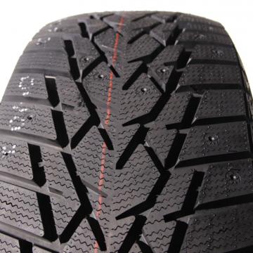 DOUBLESTAR DW01 Studded 235/60 R18 103Q