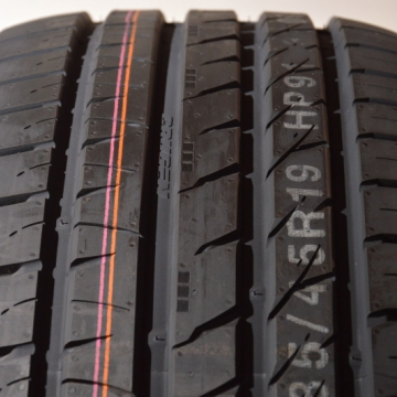 Marshal / Kumho Crugen HP91 255/55 R19 111V