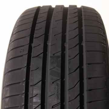 Nexen NFera Primus 225/60 R17 99H