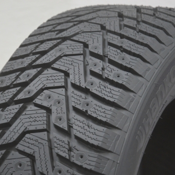 Hankook IPike RS2 W429 215/55 R16 97T