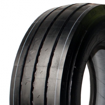 MICHELIN / KORMORAN X Line Energy T 235/75 R17 143 J