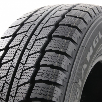 Triangle SnowLink LL01 225/70 R15 112/110R