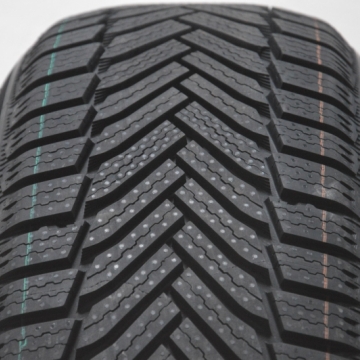 Michelin ALPIN 6 195/60 R15 88T