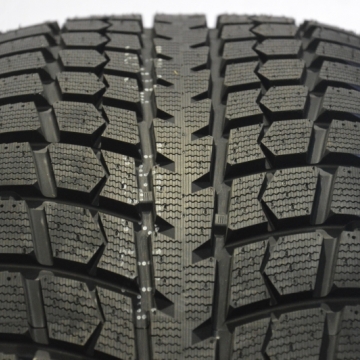 GreenMax Winter Ice I-15 SUV 235/75 R15 105T