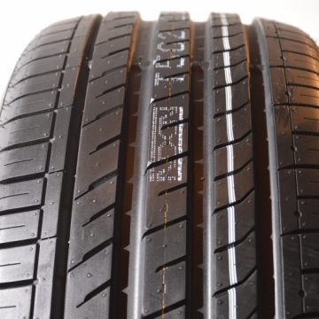 Nexen NFERA SU1 255/45 R19 104Y