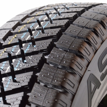 Lassa Wintus 2 225/70 R15 112R