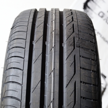 Bridgestone TURANZA T001 195/60 R16 89H