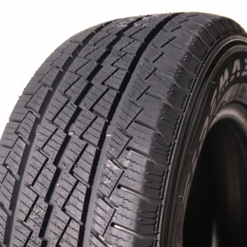 FIREMAX FM809 205/70 R15 106/104R