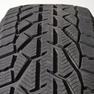 Kormoran SUV Snow 275/40 R20 106V