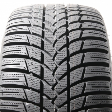 Lassa Snoways 4 225/45 R18 95V