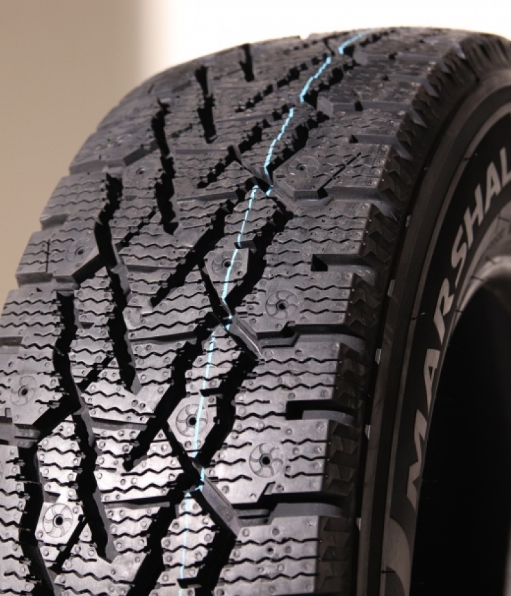 Marshal (Kumho) CW11 205/65 R16 107/105R