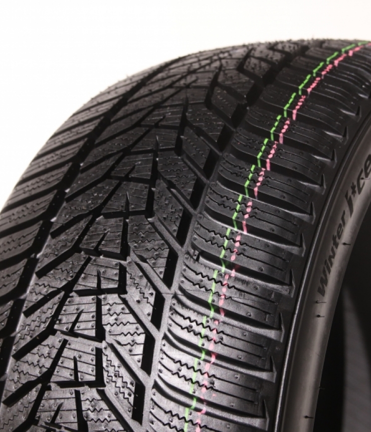 Hankook Winter I*Cept EVO3 W330 255/45 R19 W104