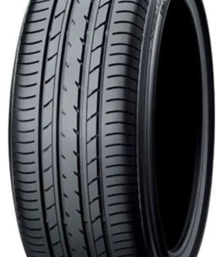 Yokohama Decibel E70B 225/55 R18 98V