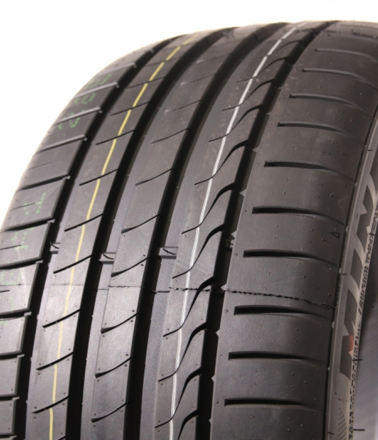 Minerva F205 205/55 R19 97W